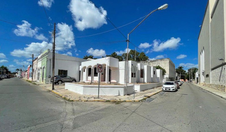 RENTA ESQUINA PASEO DE MONTEJO